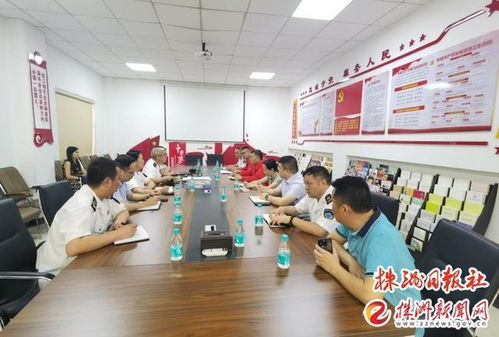 省卫生计生综合监督局到荷塘区开展职业卫生行政执法检查