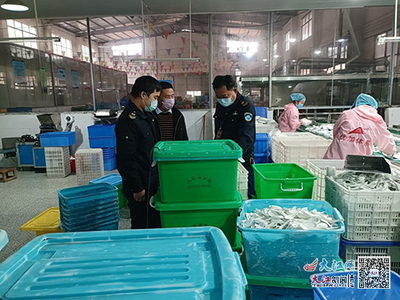 瑞金市卫生健康综合监督执法局开展春节前餐饮具集中消毒单位专项监督检查