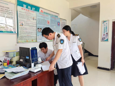 县卫健执法局:开展医疗卫生和传染病防治国家“双随机”监督抽查工作