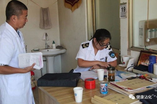 我区开展乡级卫生计生综合监督暨医疗服务 机构依法执业专项整治工作督查